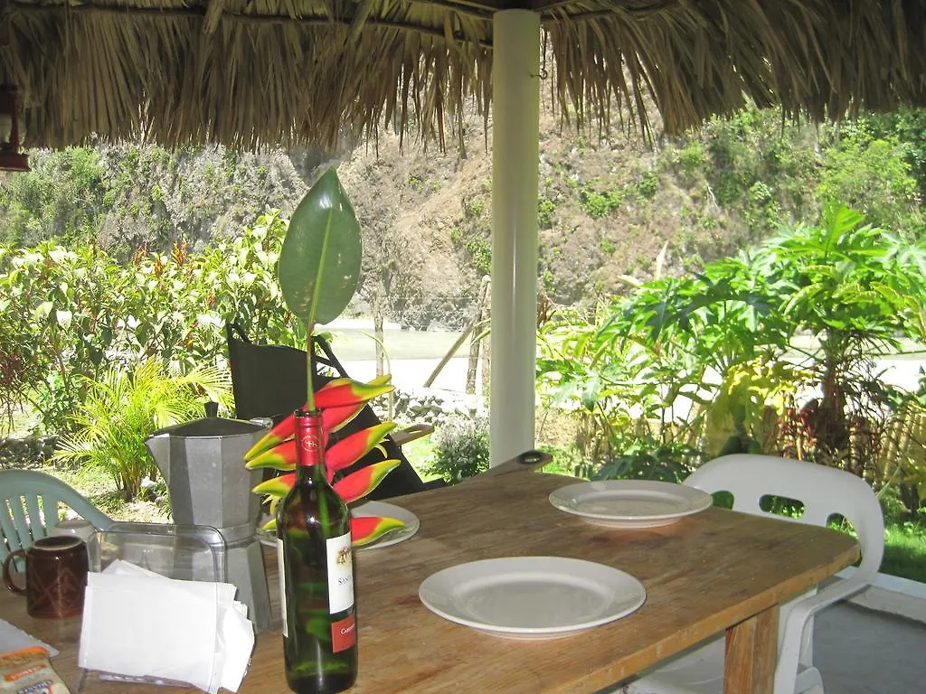 Bed & Breakfast Conrado'S Guesthouse B&B Las Avispas